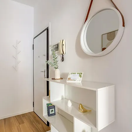 Apartment Lovely House Arona